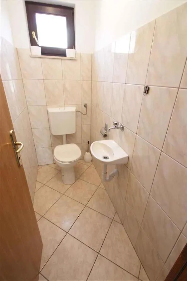 Three-Bedroom Apartment In Crikvenica XII